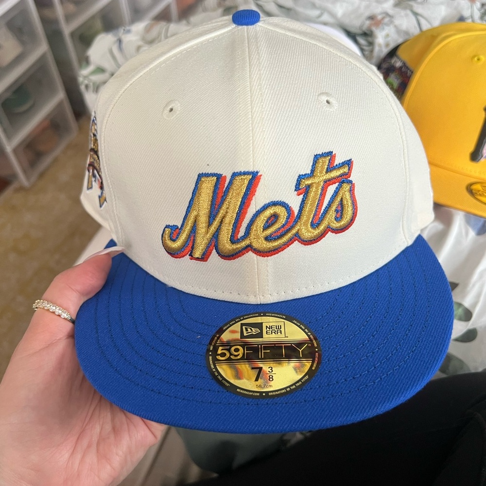New Era Mets Hat with Blue Brim and White Crown